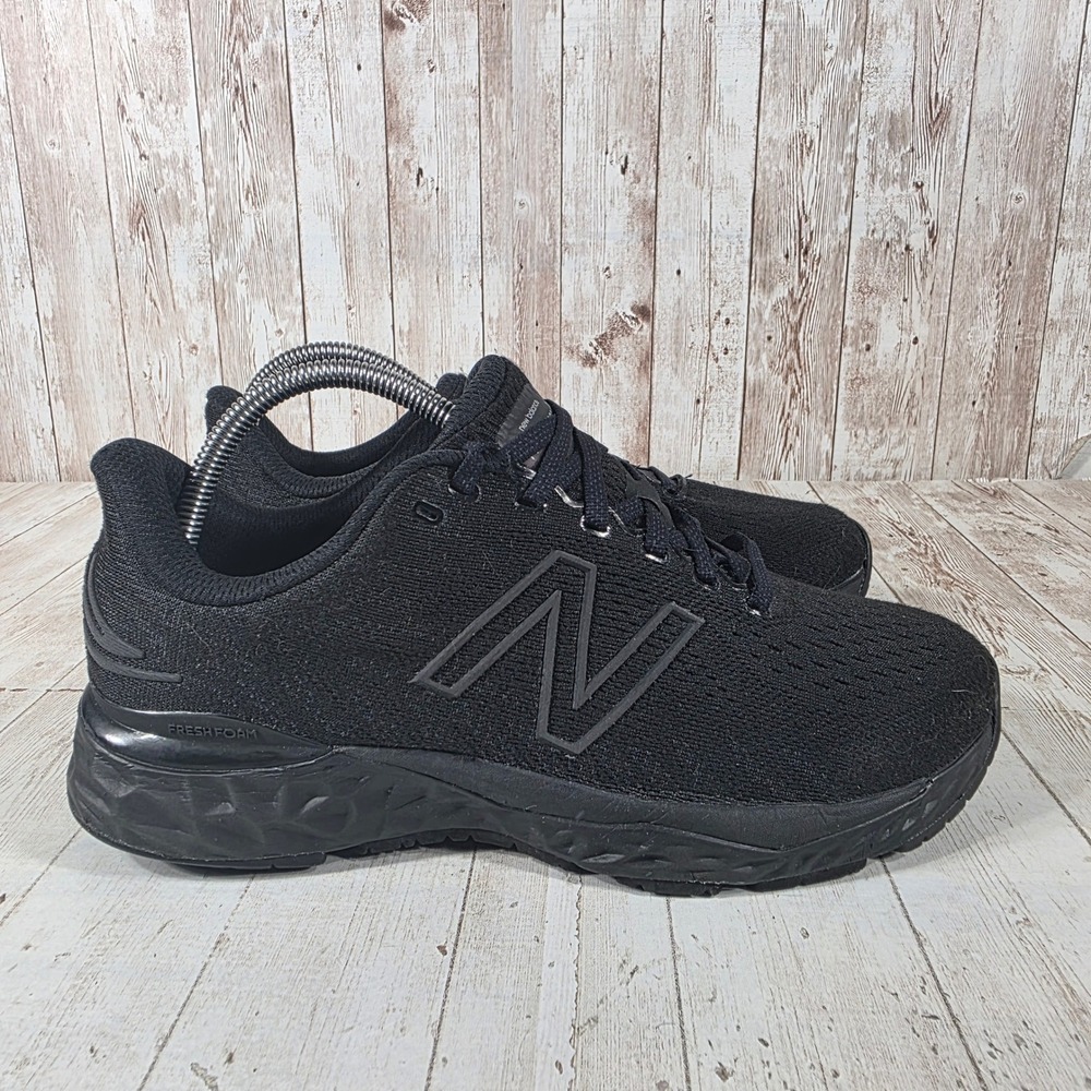 New Balance Fresh Foam 880v11 Mens 8 Wide 2E Black Running Shoes M880B11